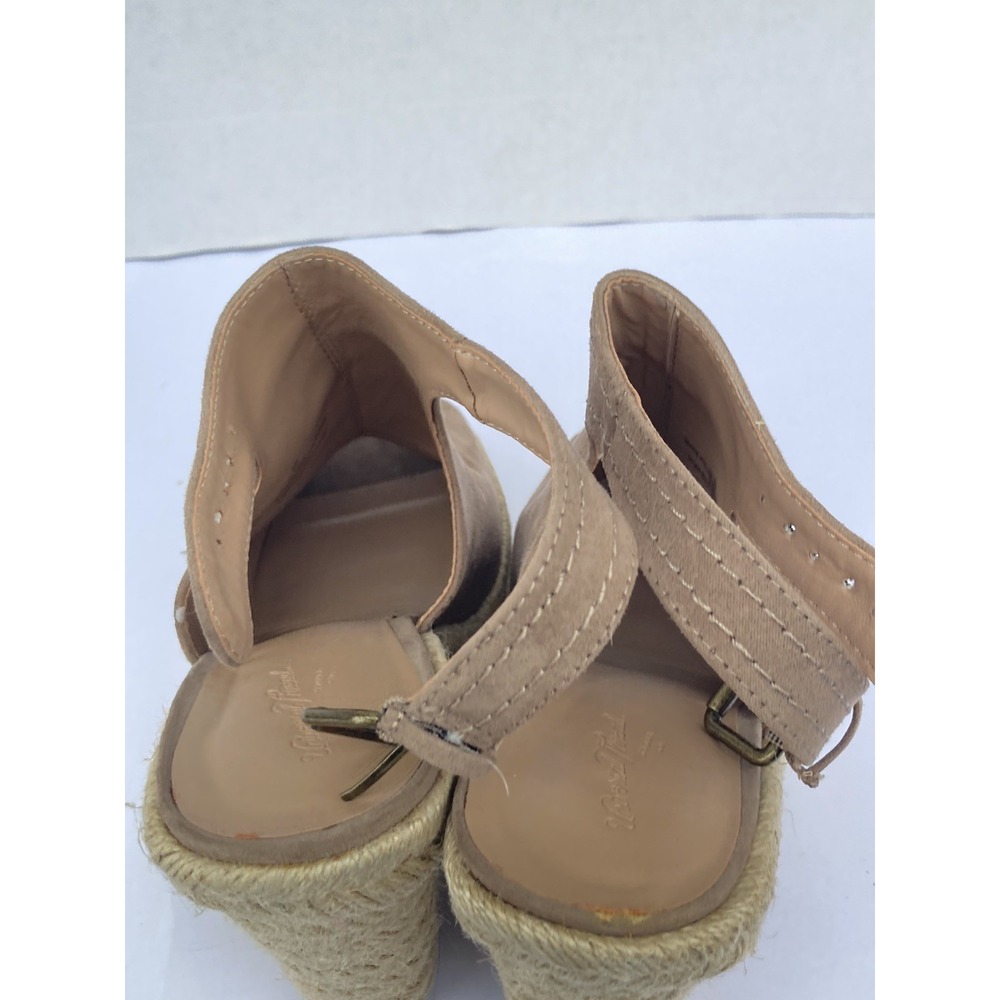 UNIVERSAL THREAD MALA OPEN TOE FAUX SUEDE WEDGE SANDAL, BEIGE Women Sz 6 1/2 - Picture 14 of 16